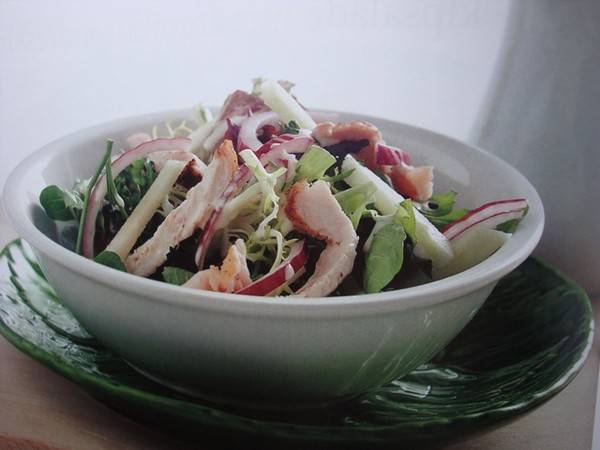 Kalkoen-aspergesalade met appeldressing recept