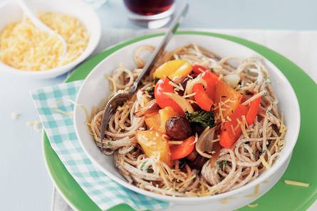 Volkorenspaghetti met ricotta en geroosterde groenten