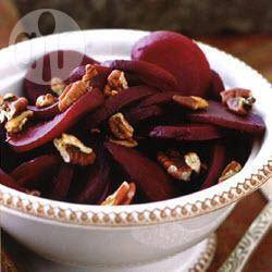 Balsamico-bieten met geroosterde pecannoten recept