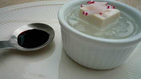Silken tofu op ijswater met radijs en tamari recept