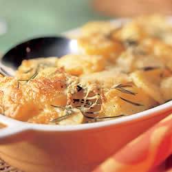 Elzasser ovenschotel met aardappelen, ui en kaas recept ...