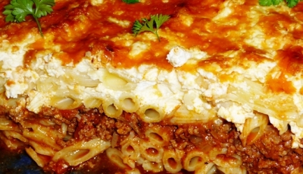 Griekse pasticcio macaronia recept