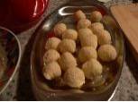 Indische aardappelballetjes met yoghurtsaus recept