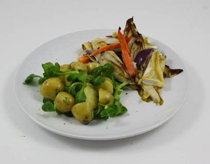 Winterse krieltjessalade met gegrilde groenten en brie uit d recept ...