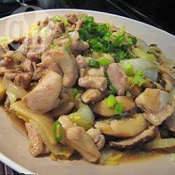 Roerbakschotel met kip en shii-take recept