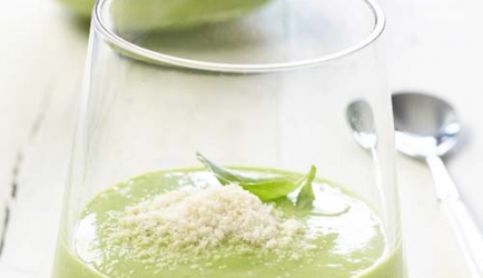 Smoothie van avocado en spinazie recept