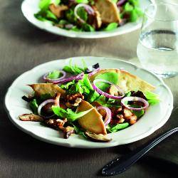 Salade met shiitake en herfstblaadjes recept