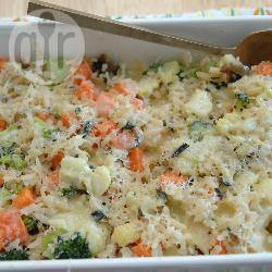 Ovenschotel van gekookte rijst en groenten recept