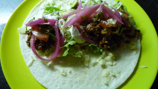Taco`s met roze pickled onions recept