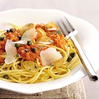 Spaghetti met geroosterde paprikasaus recept