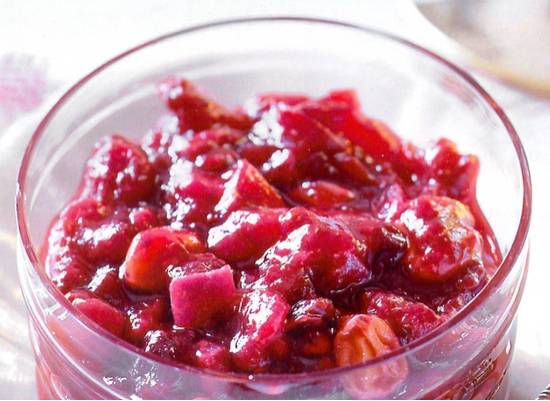 Chutney van cranberry, peer en gember recept