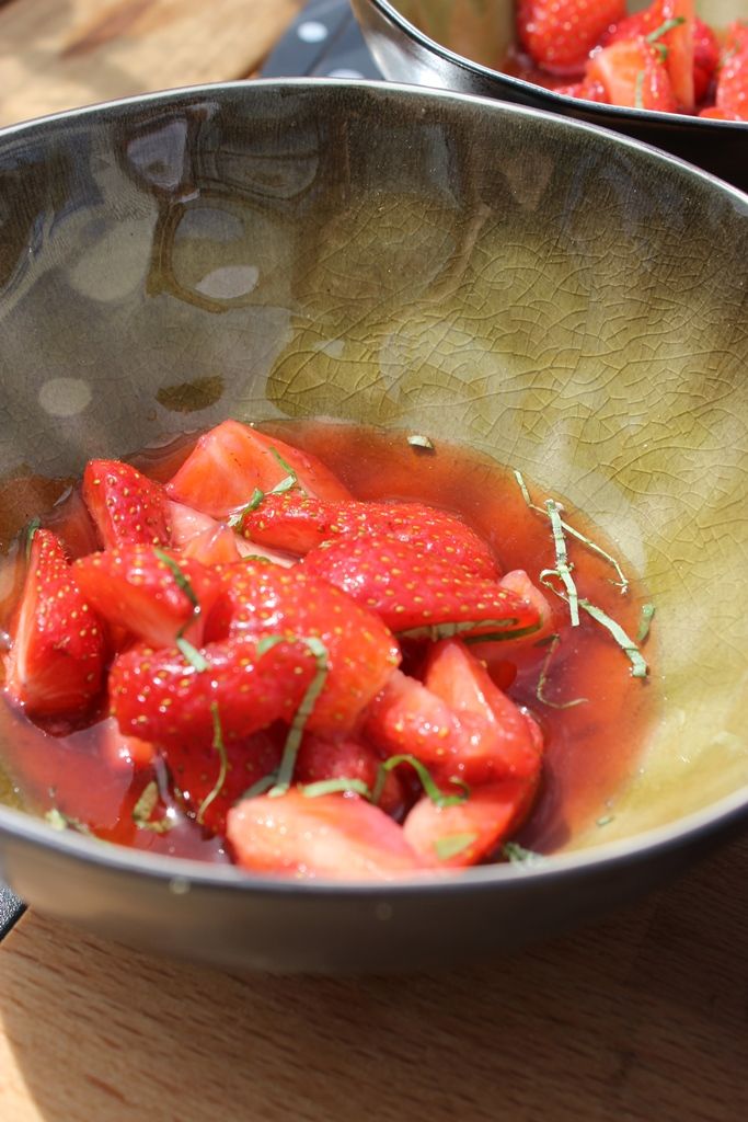 Recept 'soepje van aardbeien en basilicum'