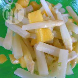 Aspergesalade met mango recept