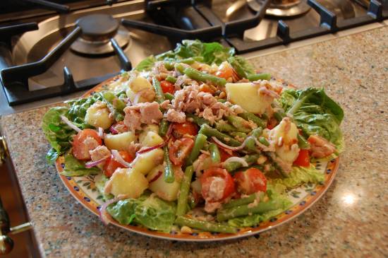 Aardappelsalade met tonijn recept